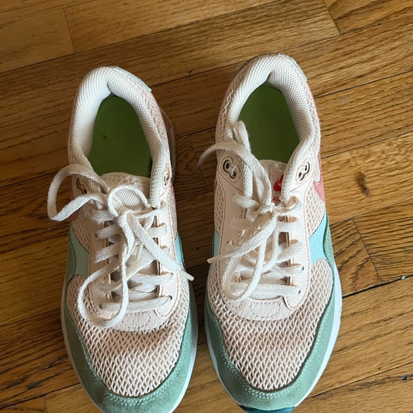 Nike Kids Sneakers - Pink, Green, and White - Picture 3 of 4